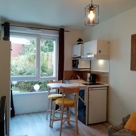 サン＝ドニChic Studio Near Parisアパートメント エクステリア 写真