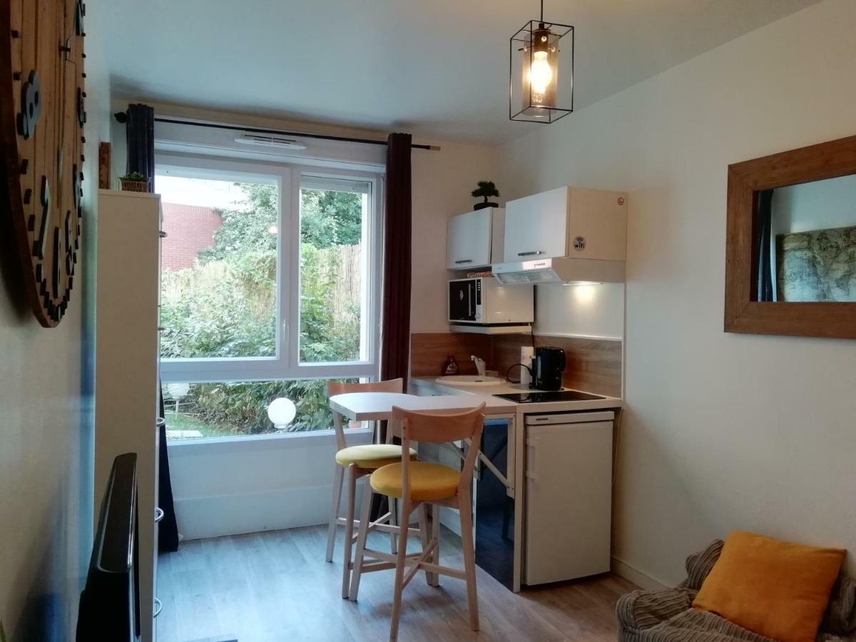サン＝ドニChic Studio Near Parisアパートメント エクステリア 写真